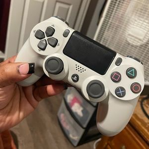 PS4 Games and Controller Bundle